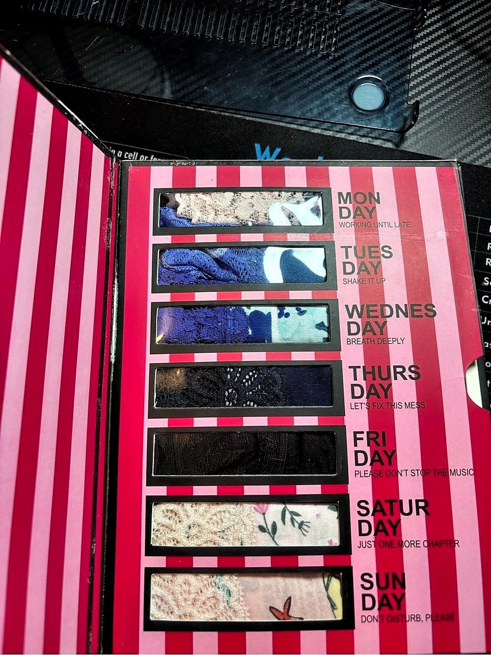 Victoria's Secret Striped Eyeshadow Palette in Pink & Black NWT